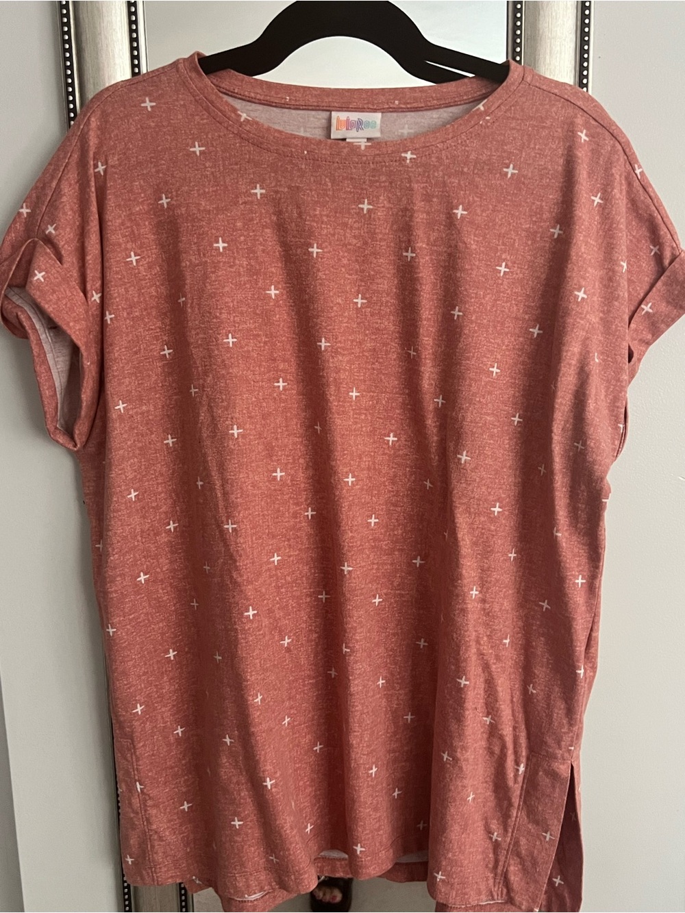 LuLaRoe Leah Short Sleeve Tunic Salmon with White Cross Print
